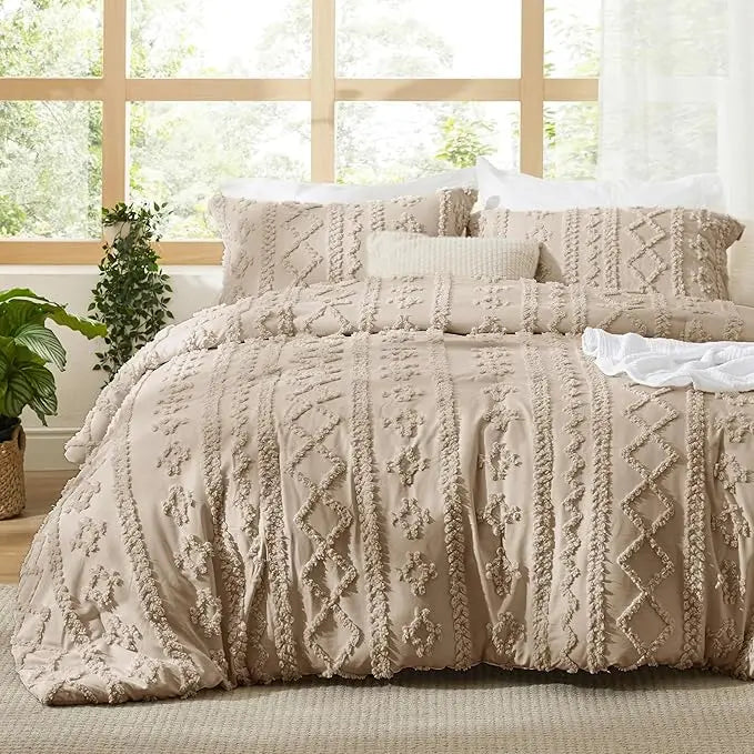 💤 Boho Quilted 3-Piece Bedding Set with Pillow Shams
