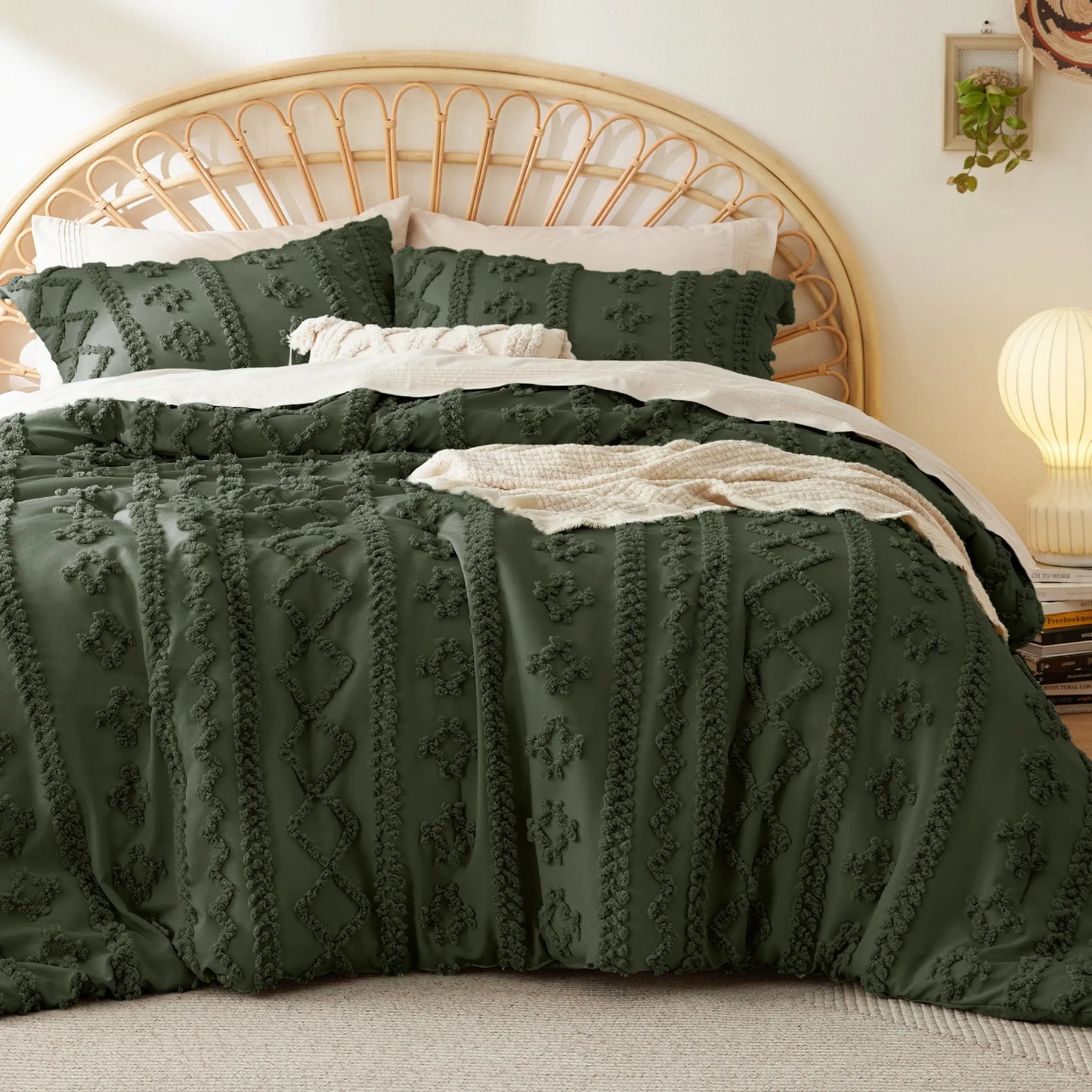 💤 Boho Quilted 3-Piece Bedding Set with Pillow Shams